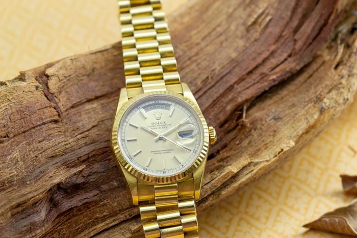 El Monte La Caja de Canarias Subasta octubre 2023 - Rolex Oyster perpetual oro amarillo