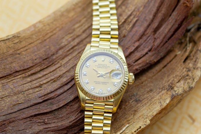 El Monte La Caja de Canarias Subasta octubre 2023 - Rolex Oyster perpetual oro amarillo