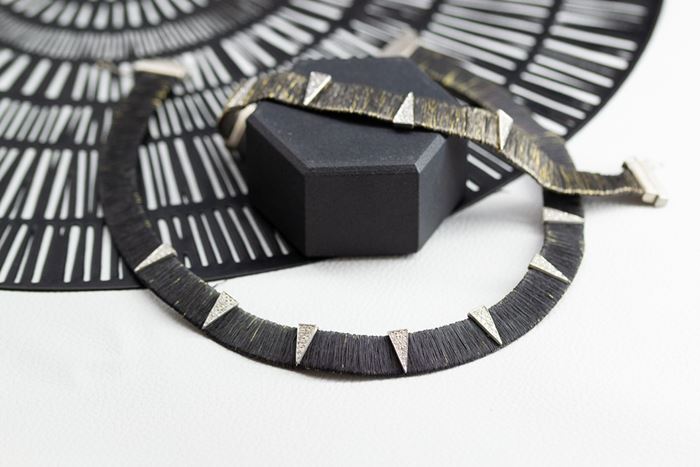 El Monte La Caja de Canarias Subasta noviembre 2023 - Juego de pulsera y gargantilla