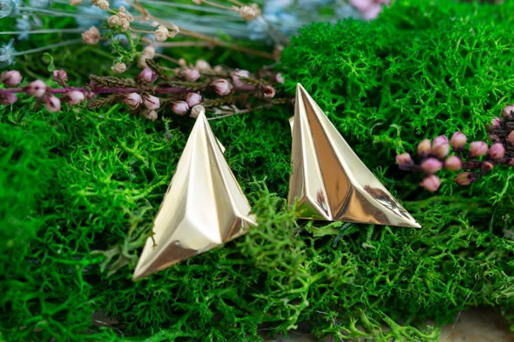 El Monte La Caja de Canarias Subasta abril 2024 - Pendientes oro