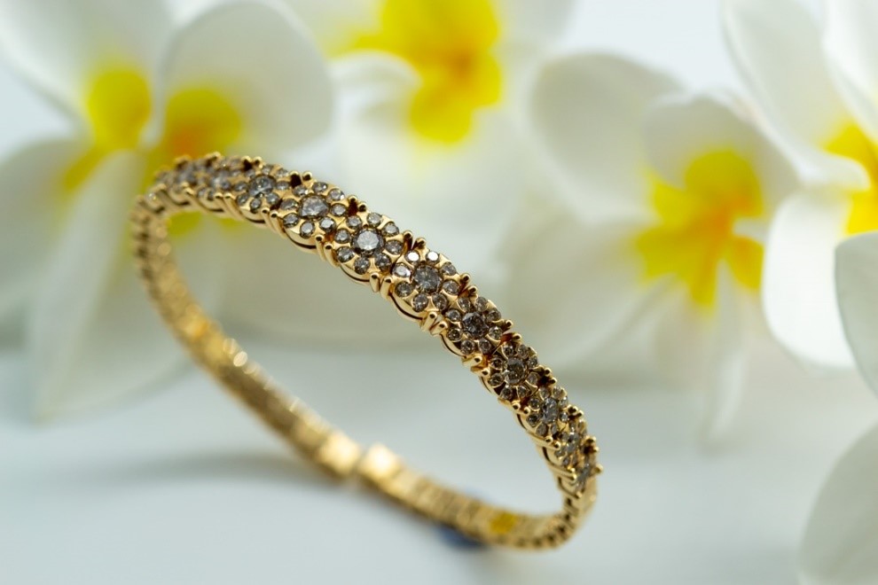 El Monte La Caja de Canarias Subasta agosto 2024 - pulsera oro