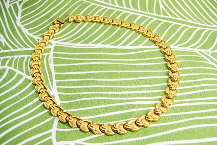 El Monte La Caja de Canarias Subasta octubre 2024 - Collar oro