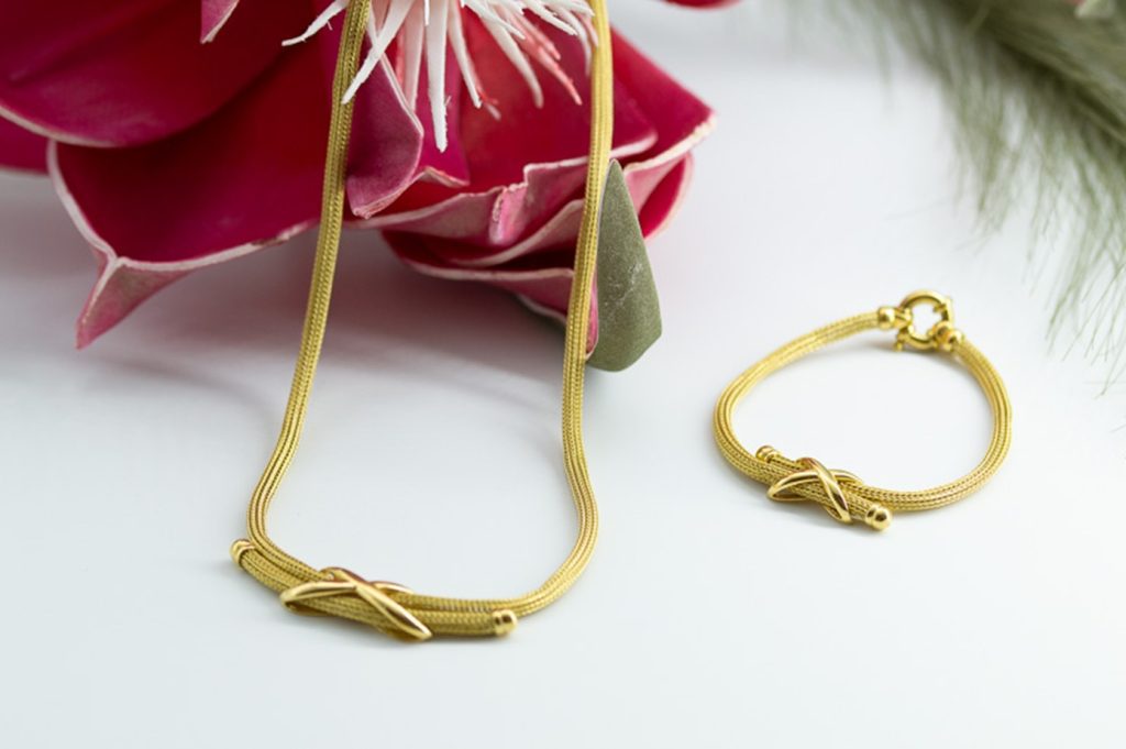 El Monte La Caja de Canarias Subasta marzo 2025 - Juego collar y pulsera malla oro amarillo