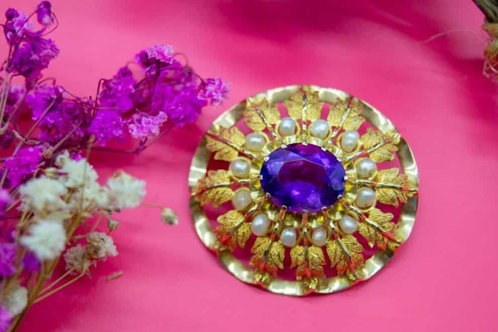 El Monte La Caja de Canarias Subasta octubre 2025 - Broche