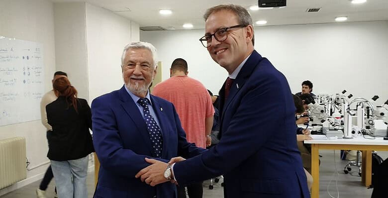 D. José María Reguera-Sevilla y D. Ramón Alba en la firma del Convenio Marco de Colaboración entre el IGE y Presea.