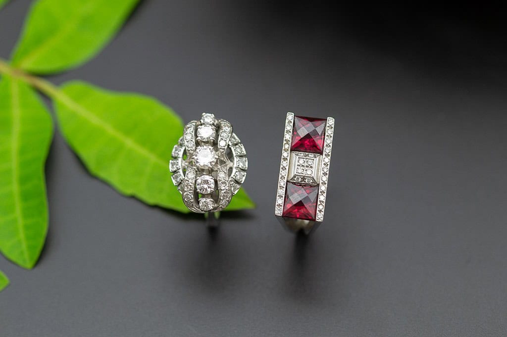 El Monte La Caja de Canarias Subasta octubre 2025 - Dos sortijsa de oro blanco y gemas