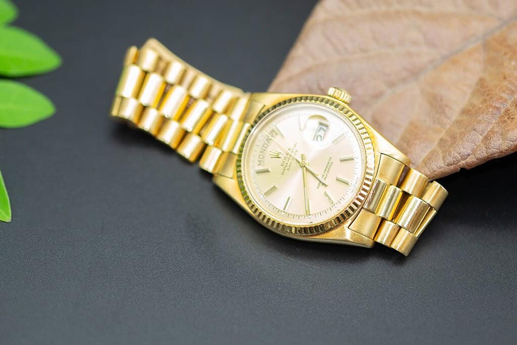 El Monte La Caja de Canarias Subasta octubre 2025 - Rolex oro caballero