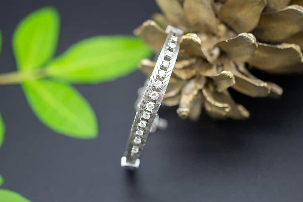 El Monte La Caja de Canarias Subasta octubre 2025 - Pulsera oro blanco y brillantes