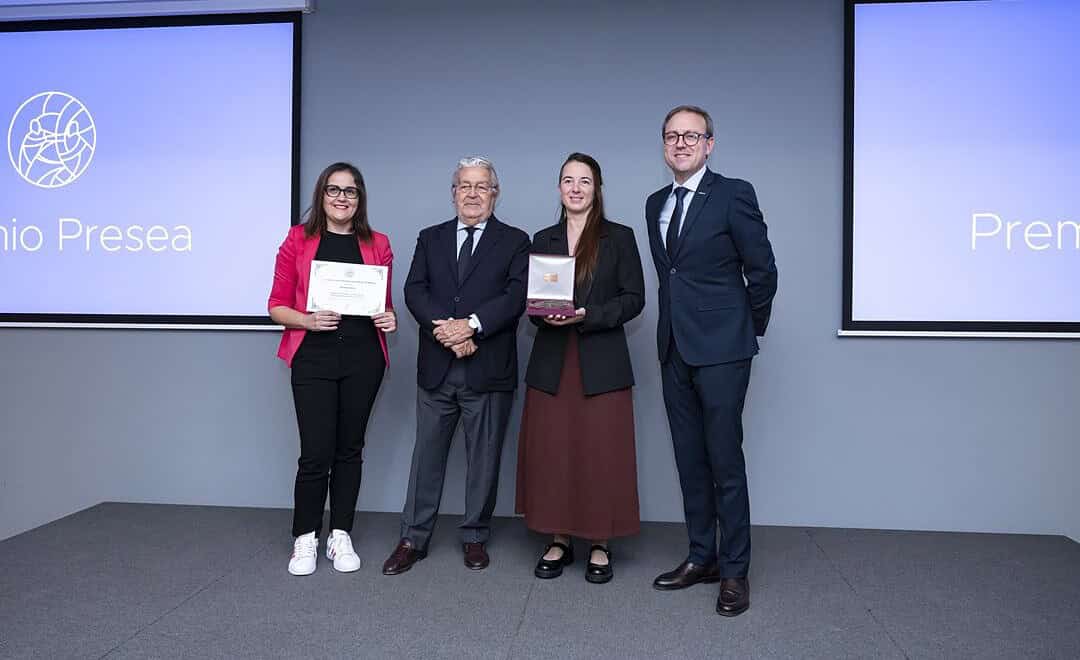 Presea - Premio Presea 2025 - Foto de izquierda a derecha: Dña. Rosa Galindo, D. Rafael Alcón, Dña. Alicia Angulo y D. Ramón Alba