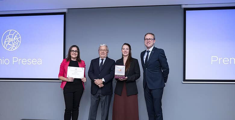 Presea - Premio Presea 2025 - Foto de izquierda a derecha: Dña. Rosa Galindo, D. Rafael Alcón, Dña. Alicia Angulo y D. Ramón Alba